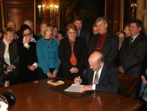GovernorSigningSmall.jpg